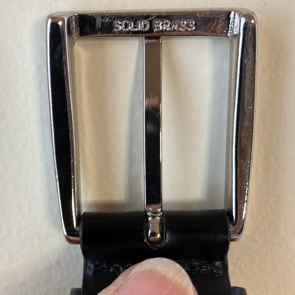 Crookhorn smooth black leather belt with silver buckle - Picture 5 of 13